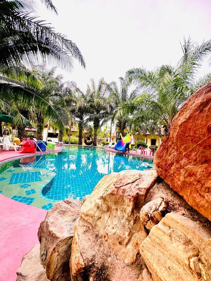 ホテル P.P. Rest Pattaya Ban Huai Yai エクステリア 写真